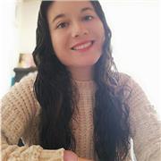 Profesora de preescolar con apoyo en clases de varias asignaturas en primaria